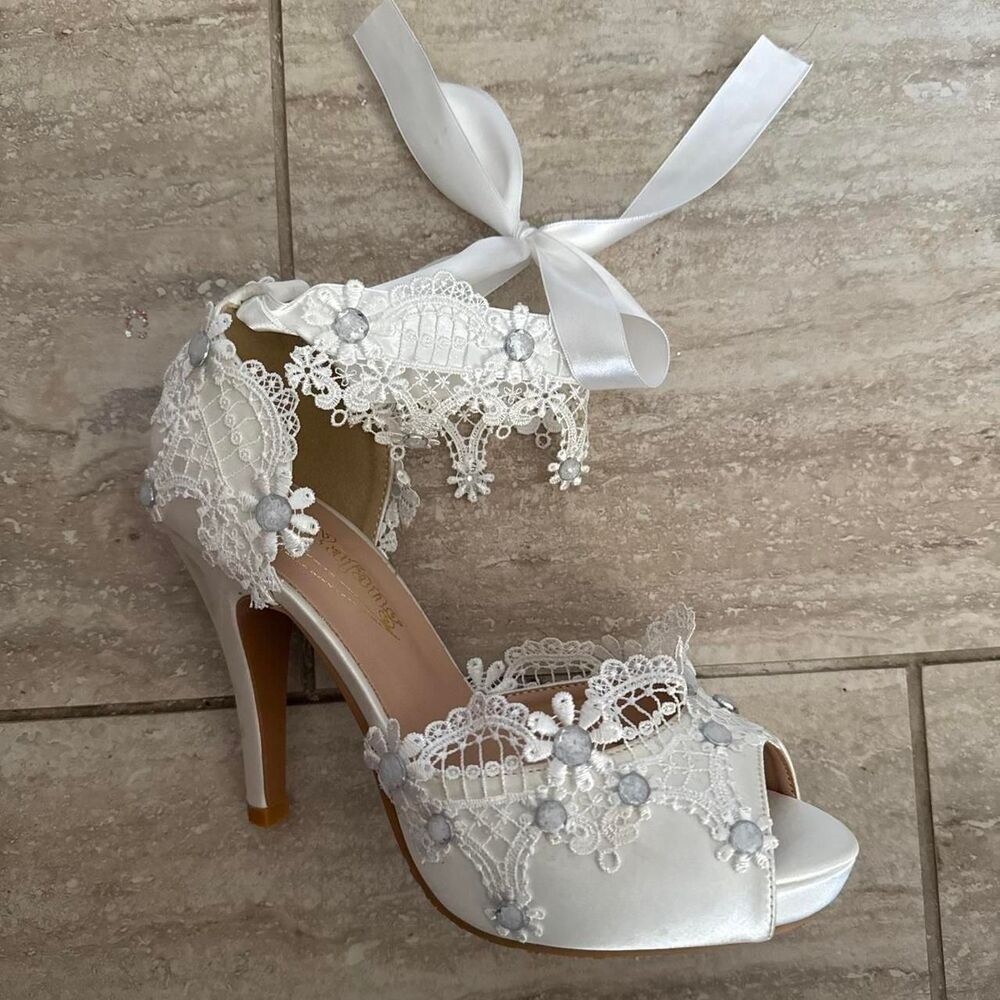Coquette White lace beaded bow satin heels ribbon Sz 6 Bridal Lolita Kawaii